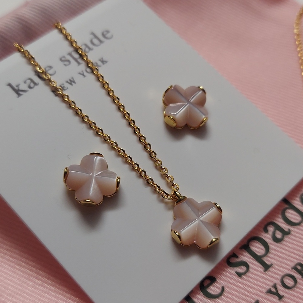 kate Spade Pink Mother-of-Pearl Flower Pendant Necklace with Studs - Picture 3 of 5